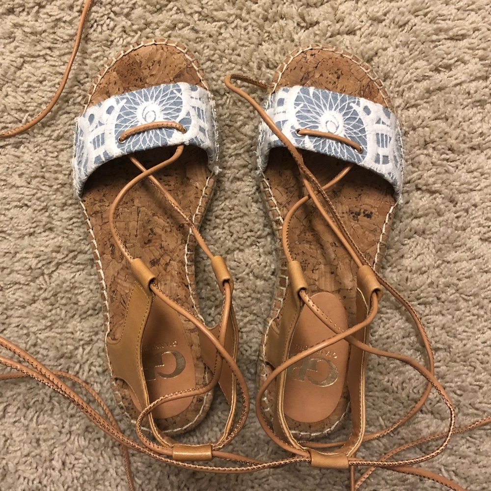 NWOT Strappy Summer Sandals